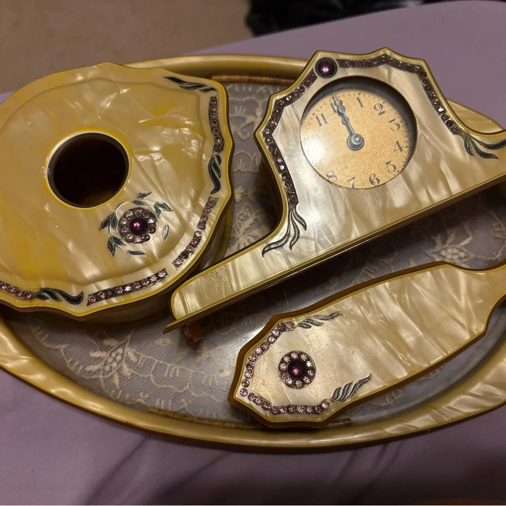 VTG Art Deco Pearlized Celluloid & Purple Rhinestone 4pc Vanity Set Castle core